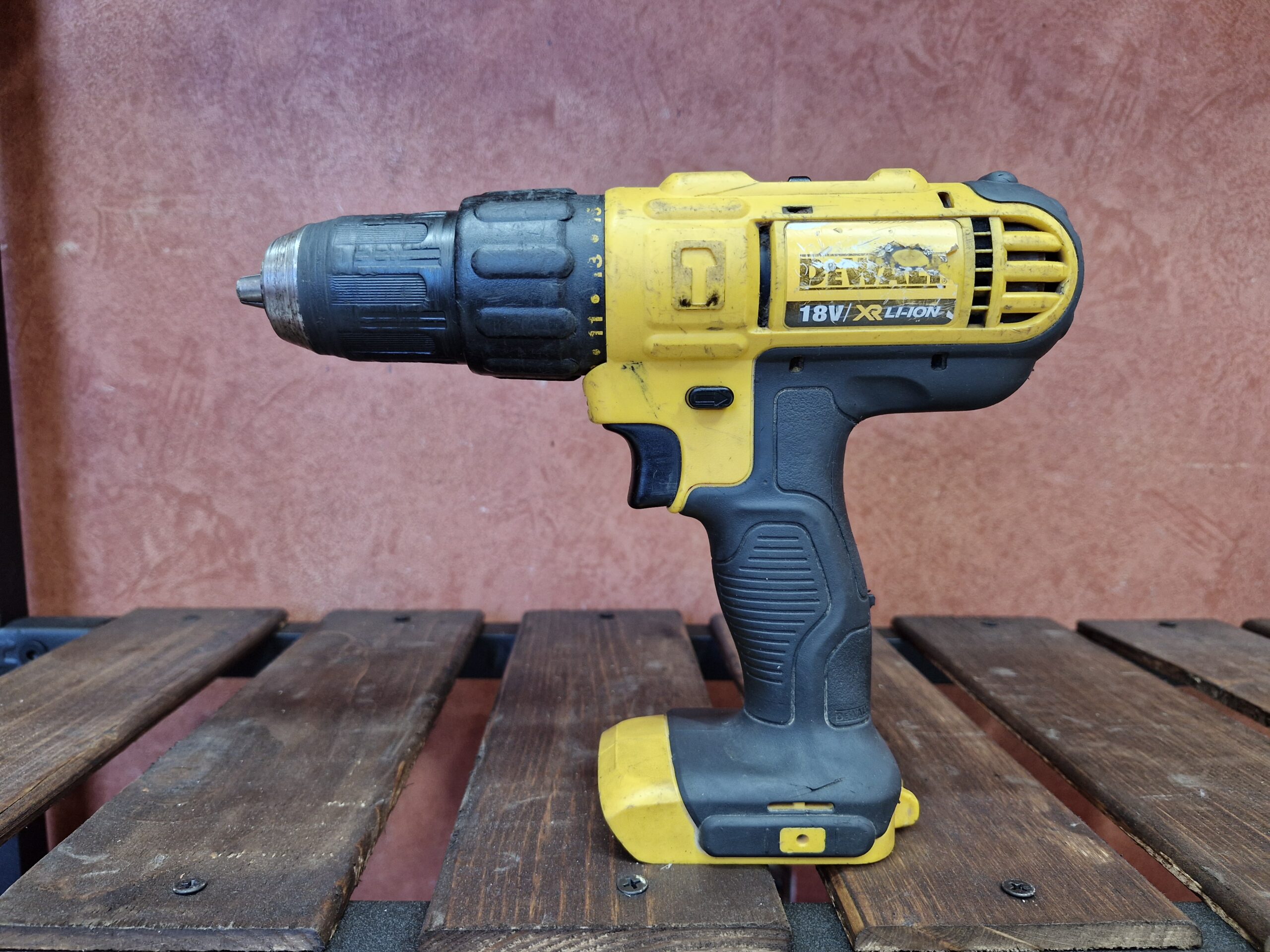 IMG_5451 دریل شارژی ۱۸ولت دیوالت اصل مدل DCD776 استوک - تصویر 1